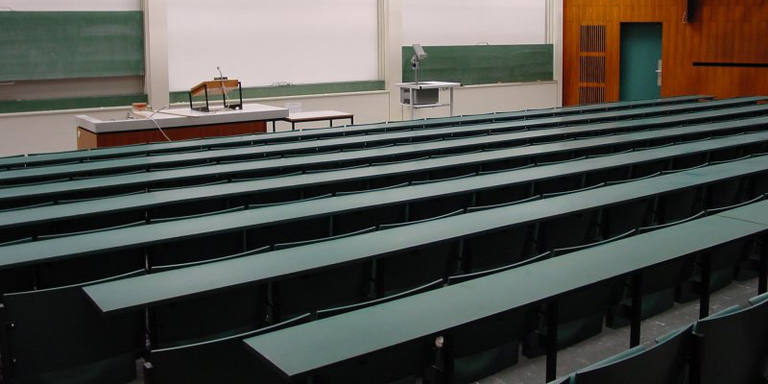 Hörsaal16_IGG_800x400px.png Hörsaal16_IGG_800x400px.png
