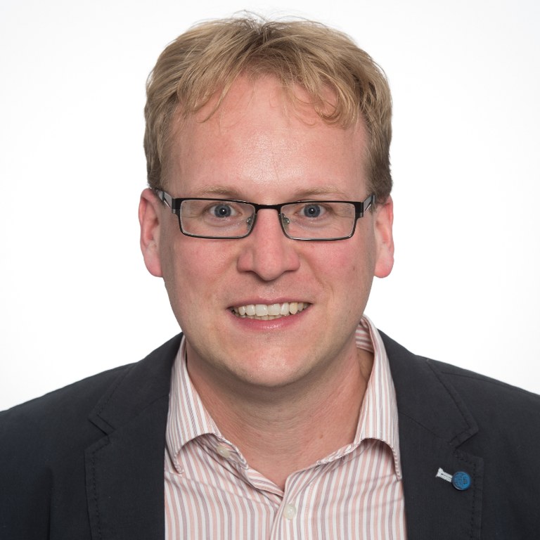 Jan-Henrik Haunert Jan-Henrik Haunert